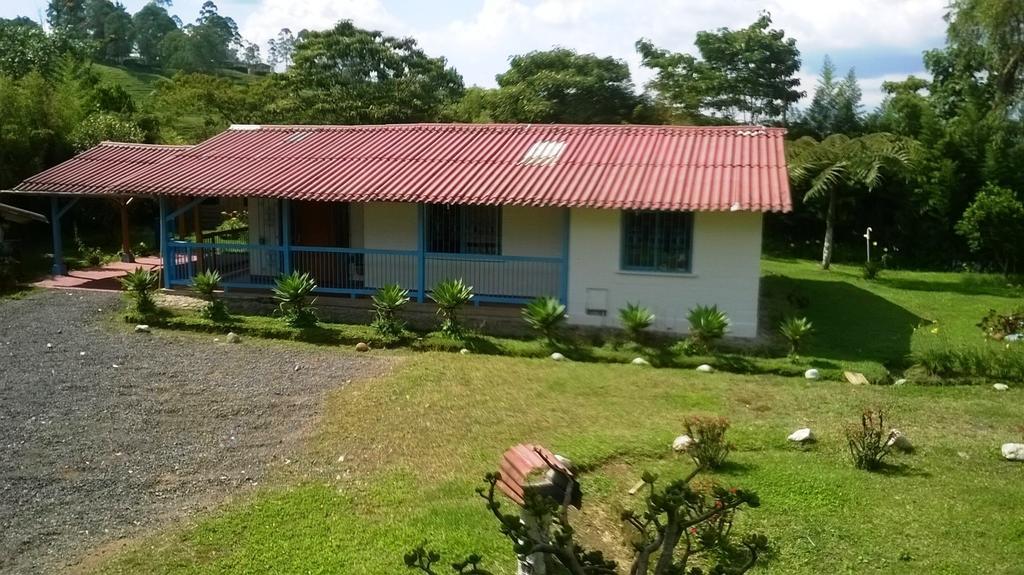 La Gaviota Bnb Bed & Breakfast Filandia Exterior photo